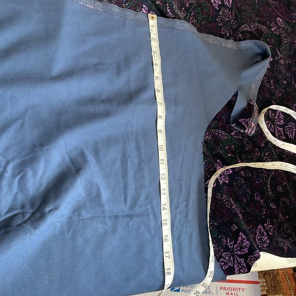 Dark purple paisley soft velour fabric remnant, reversible w navy backing - Picture 9 of 11